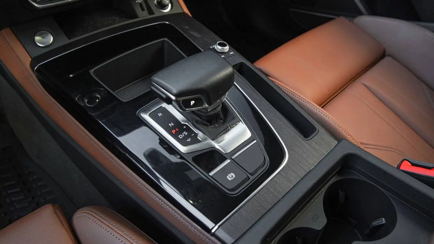 2023 Audi Q5 WA1E2AFY2P2089677