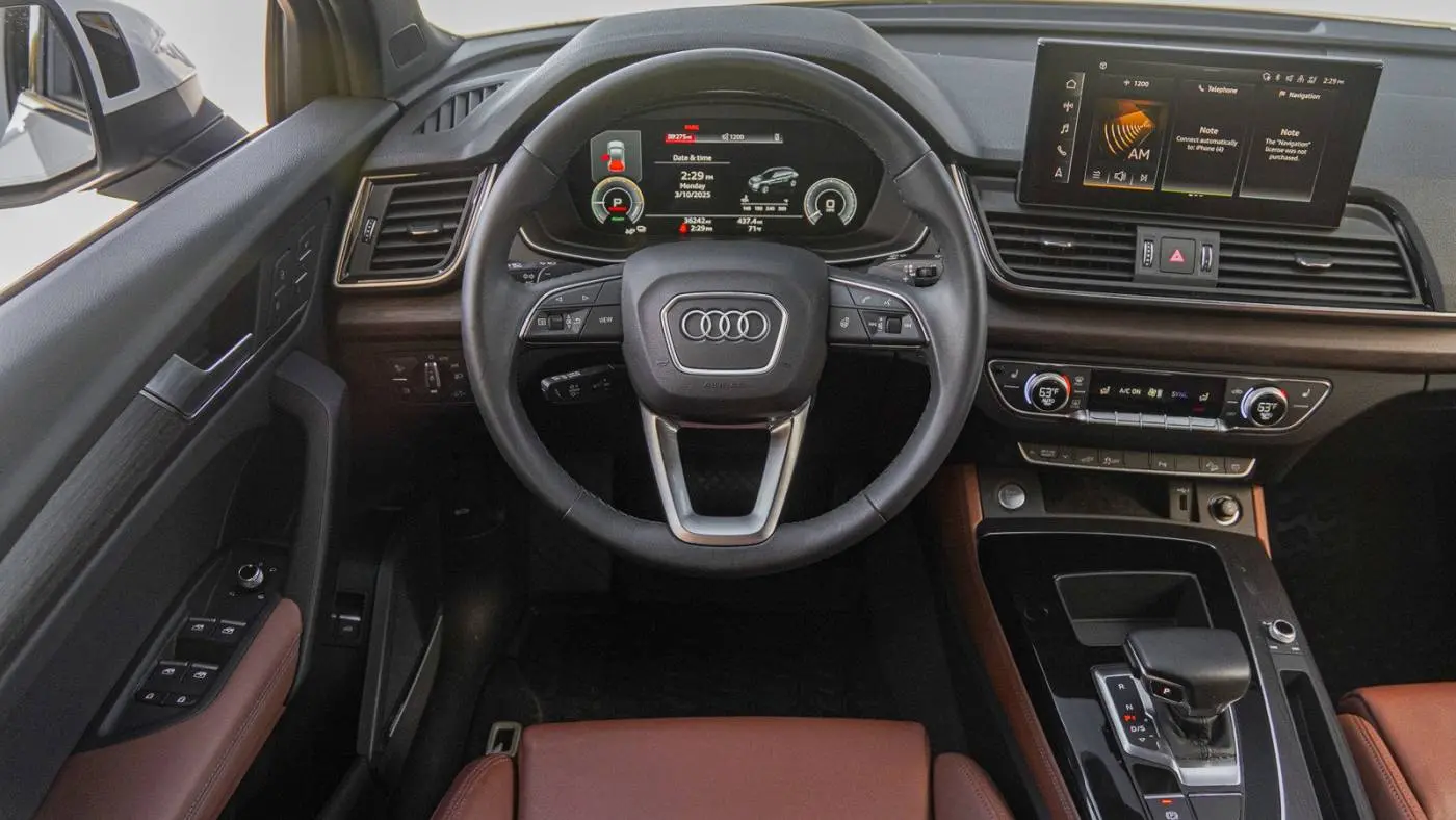 2023 Audi Q5 WA1E2AFY2P2089677