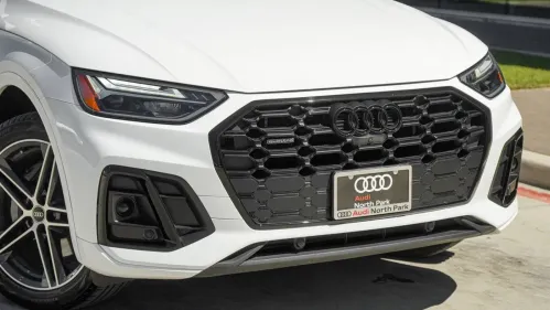 2023 Audi Q5 WA1E2AFY2P2089677