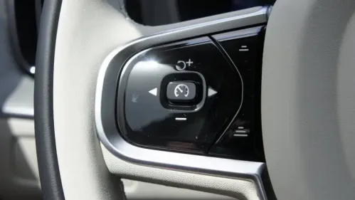 2025 Volvo XC60 YV4H60RC3S1204915