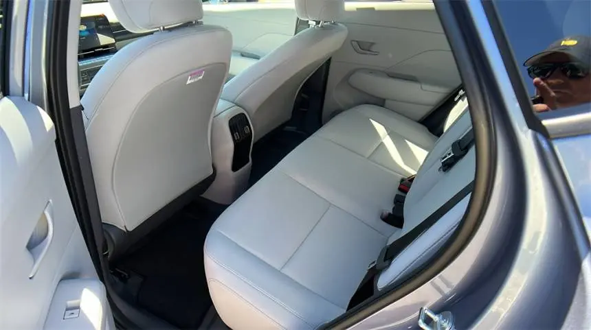 2025 Hyundai Kona Electric KM8HC3A64SU027899