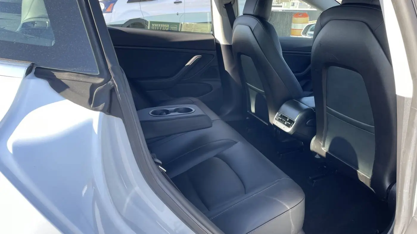 2019 Tesla Model 3 5YJ3E1EA3KF483297
