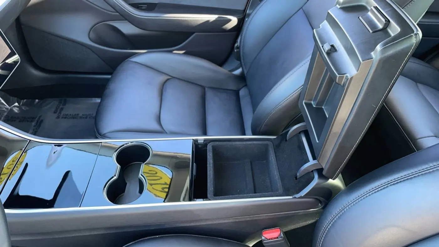 2019 Tesla Model 3 5YJ3E1EA3KF483297