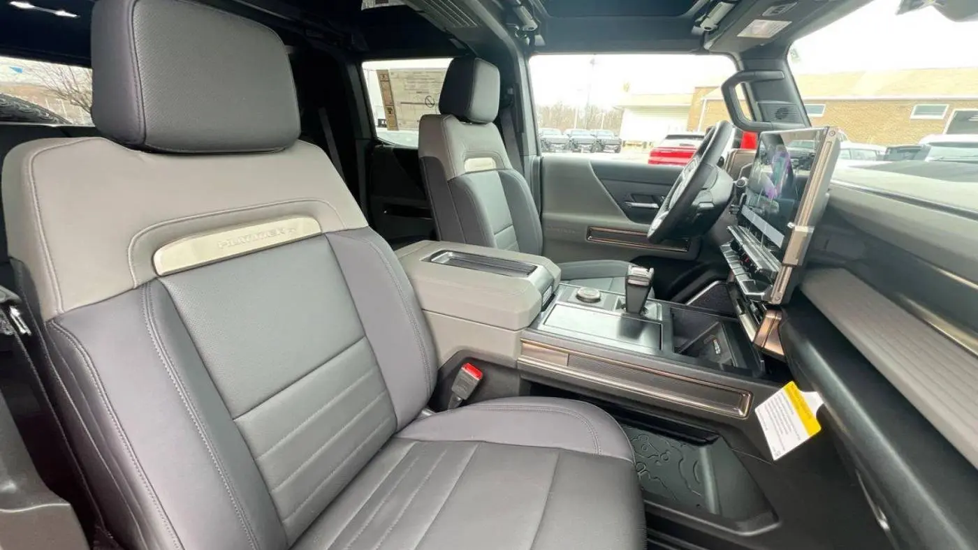 2025 GMC HUMMER EV SUV 1GKT0NDE4SU115085