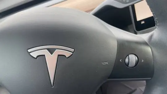 2023 Tesla Model 3 5YJ3E1EA8PF664113