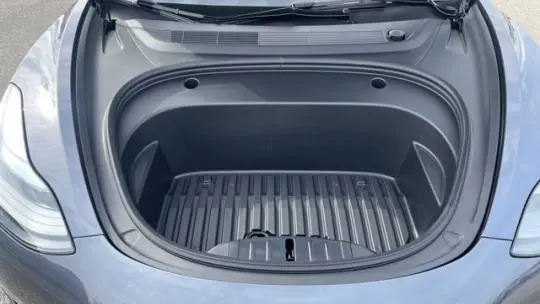 2023 Tesla Model 3 5YJ3E1EA8PF664113