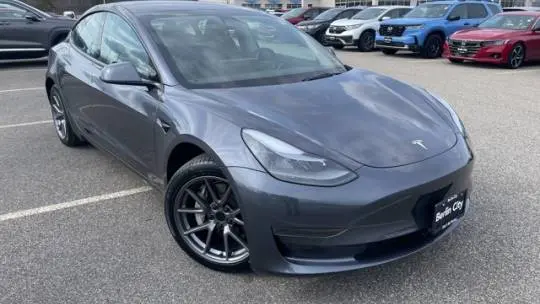 2023 Tesla Model 3 5YJ3E1EA8PF664113