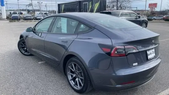 2023 Tesla Model 3 5YJ3E1EA8PF664113