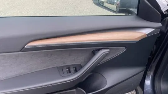 2023 Tesla Model 3 5YJ3E1EA8PF664113