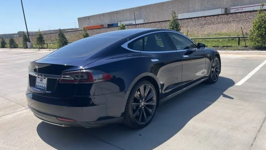 2014 Tesla Model S 5YJSA1H13EFP34178