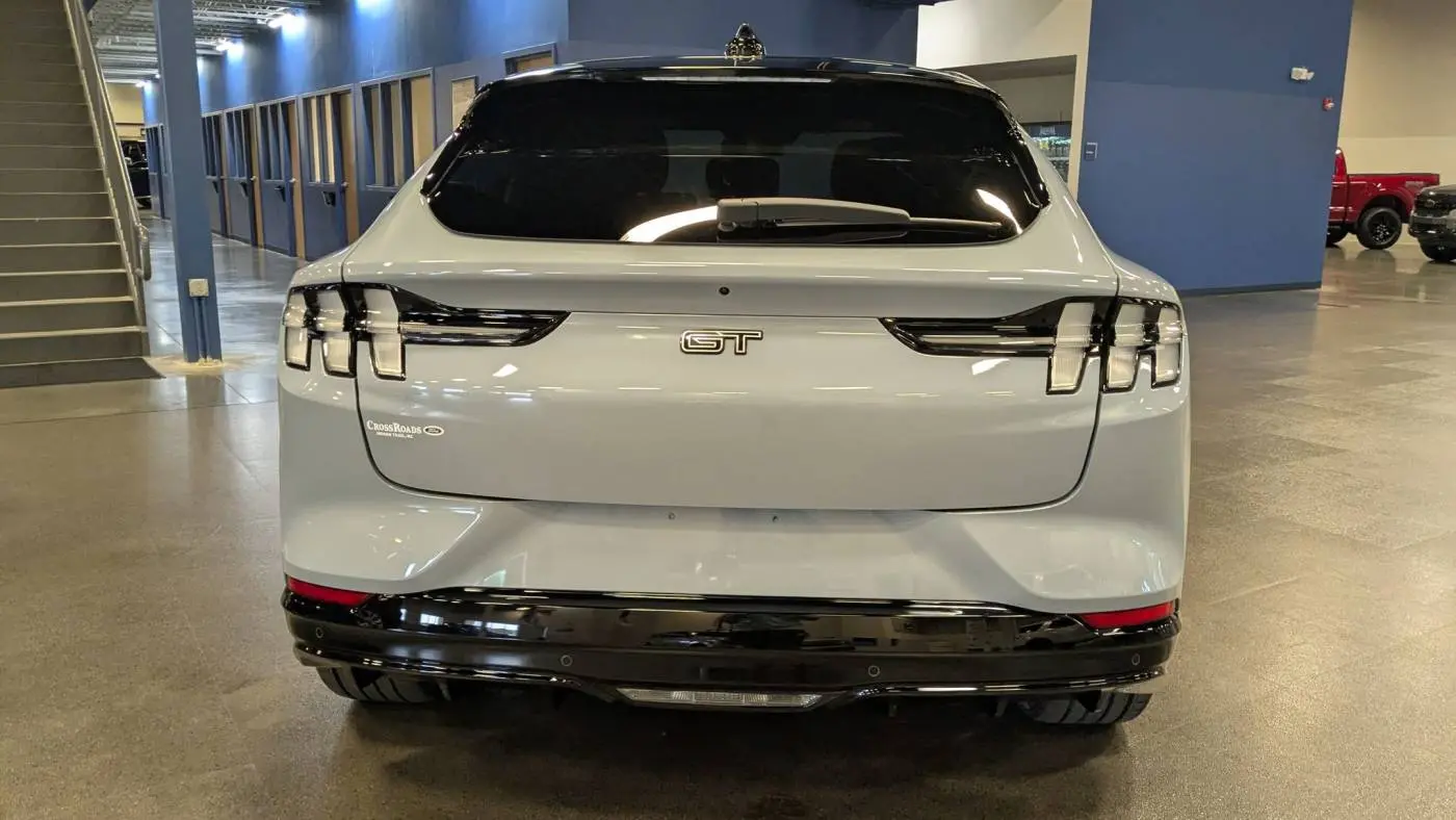 2025 Ford Mustang Mach E 3FMTK4SX3SMA16195