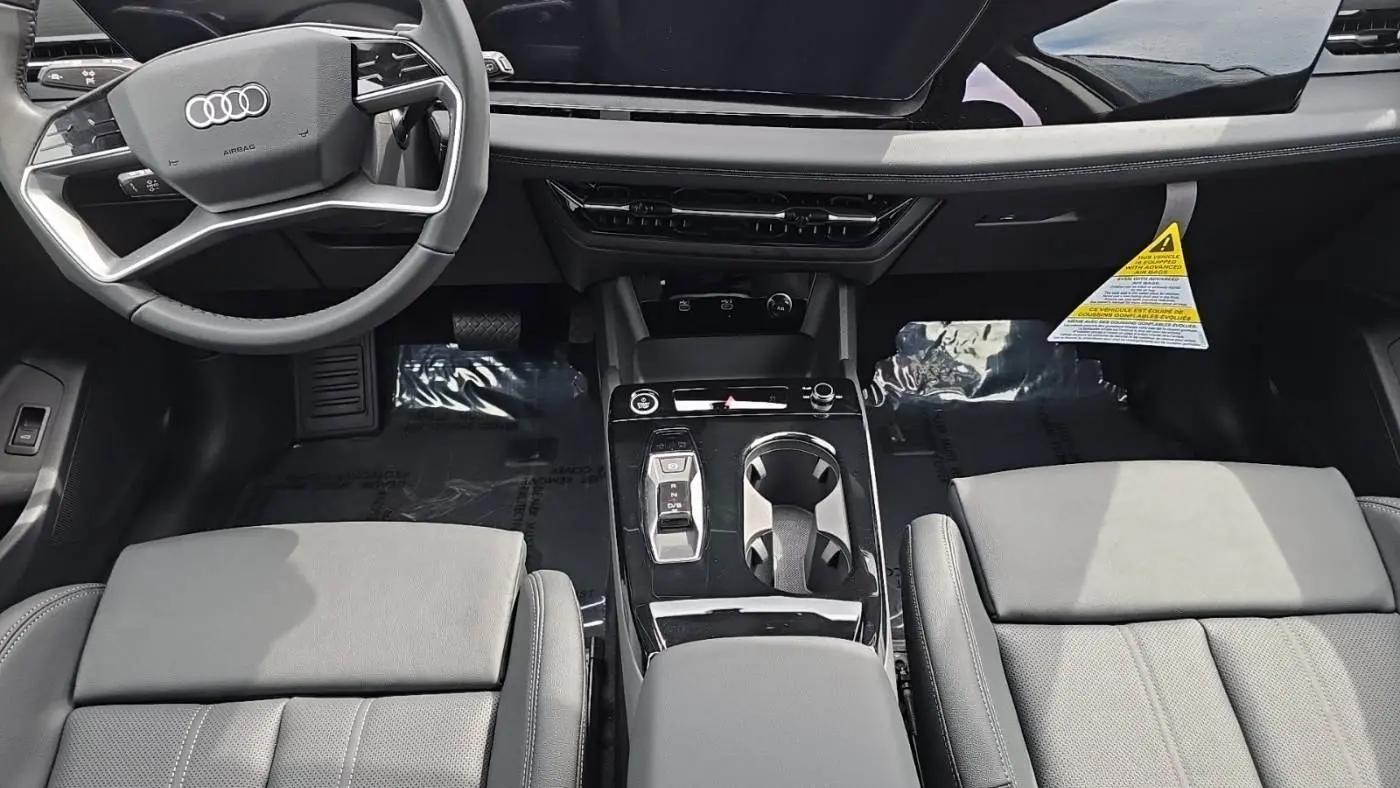 2025 Audi Q6 e-tron WA124BGF6SA026368