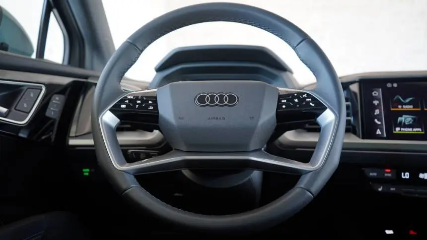 2025 Audi Q4 e-tron WA1A5BFZ1SP038185