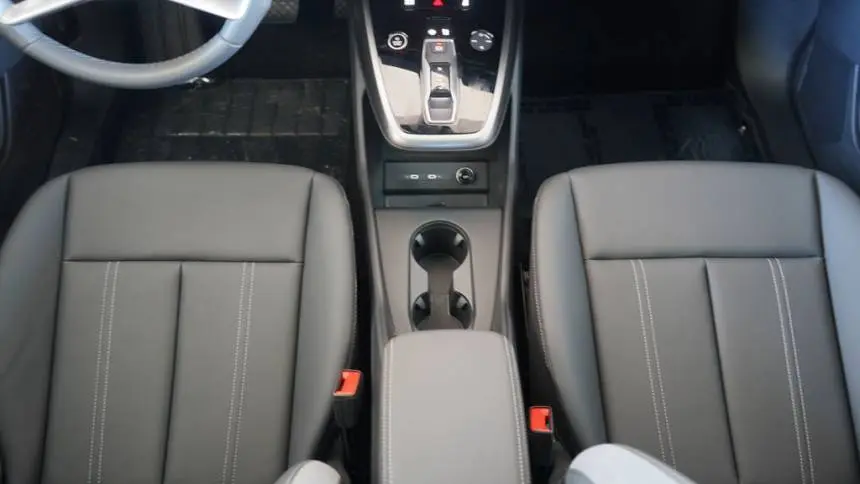 2025 Audi Q4 e-tron WA1A5BFZ1SP038185
