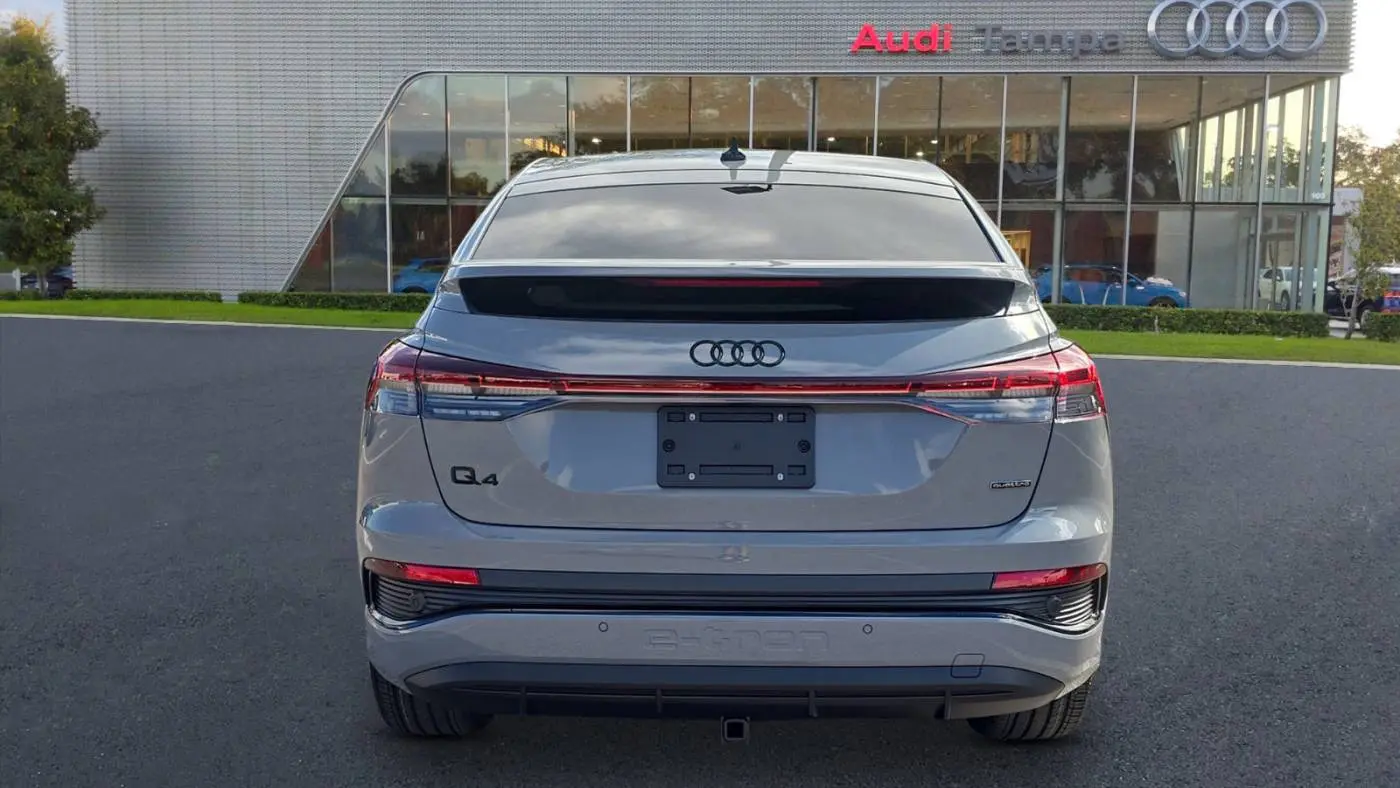 2025 Audi Q4 e-tron WA13UBFZ2SP036246