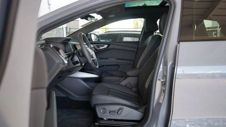 2025 Audi Q4 e-tron WA1A5BFZ1SP038185
