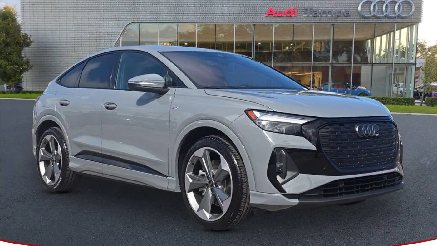 2025 Audi Q4 e-tron WA13UBFZ2SP036246