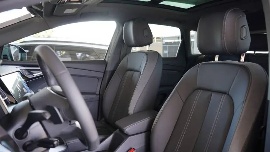 2025 Audi Q4 e-tron WA1A5BFZ1SP038185
