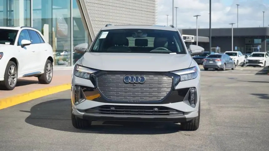 2025 Audi Q4 e-tron WA1A5BFZ1SP038185