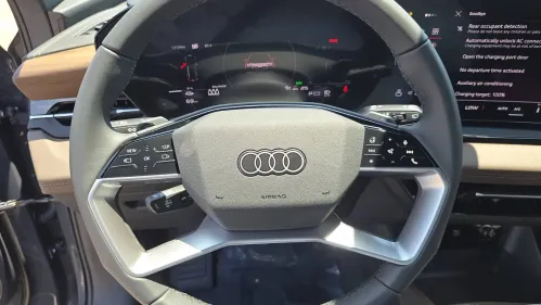 2025 Audi Q6 e-tron WA124BGF6SA041582