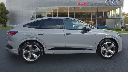 2025 Audi Q4 e-tron WA13UBFZ2SP036246