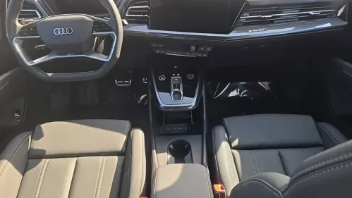 2025 Audi Q4 e-tron WA13UBFZ2SP036246