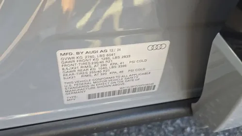 2025 Audi Q4 e-tron WA13UBFZ2SP036246