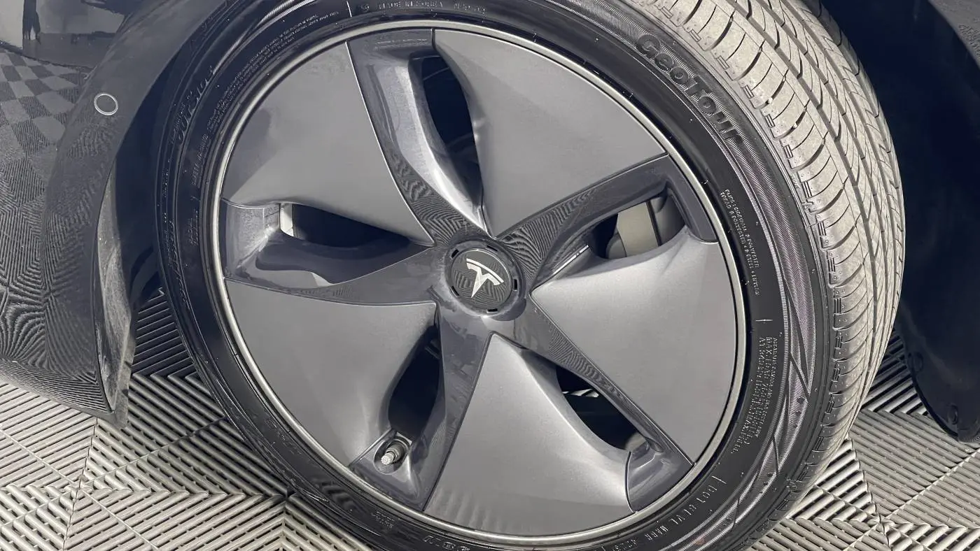 2019 Tesla Model 3 5YJ3E1EAXKF321490