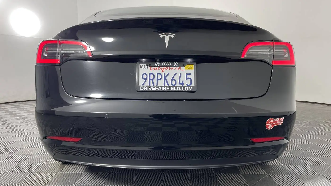 2019 Tesla Model 3 5YJ3E1EAXKF321490
