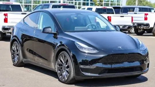 2023 Tesla Model Y 7SAYGDEFXPF619433