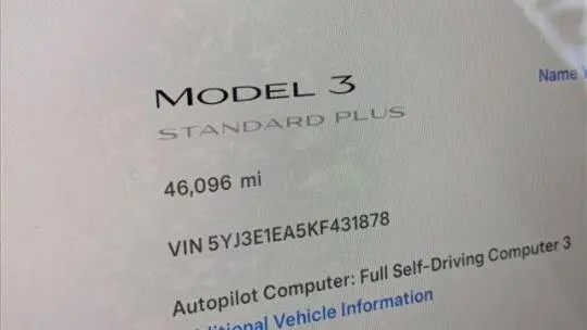 2019 Tesla Model 3 5YJ3E1EA5KF431878
