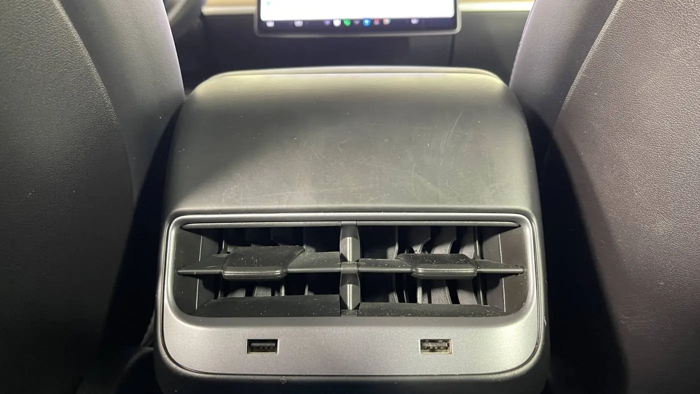 2019 Tesla Model 3 5YJ3E1EAXKF321490