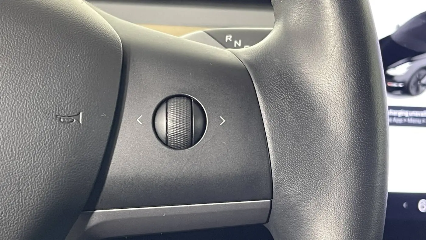 2019 Tesla Model 3 5YJ3E1EAXKF321490