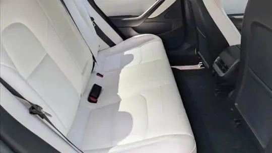 2019 Tesla Model 3 5YJ3E1EA5KF431878