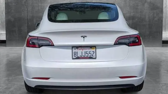 2019 Tesla Model 3 5YJ3E1EA5KF431878