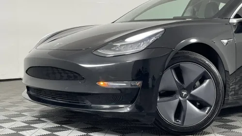 2019 Tesla Model 3 5YJ3E1EAXKF321490