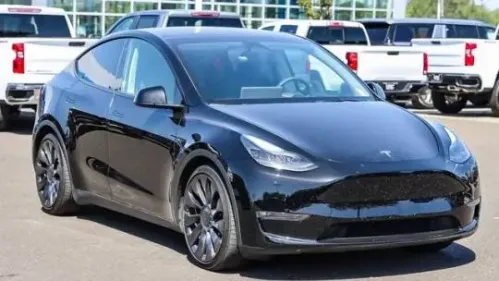2023 Tesla Model Y 7SAYGDEFXPF619433