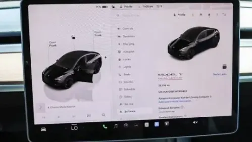 2023 Tesla Model Y 7SAYGDEFXPF619433