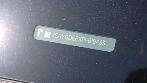 2023 Tesla Model Y 7SAYGDEFXPF619433