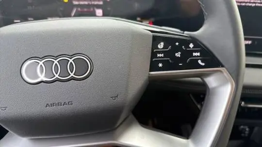 2025 Audi Q6 e-tron WA124BGF4SA005924