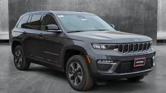 2025 Jeep Grand Cherokee 1C4RJYB65S8678414