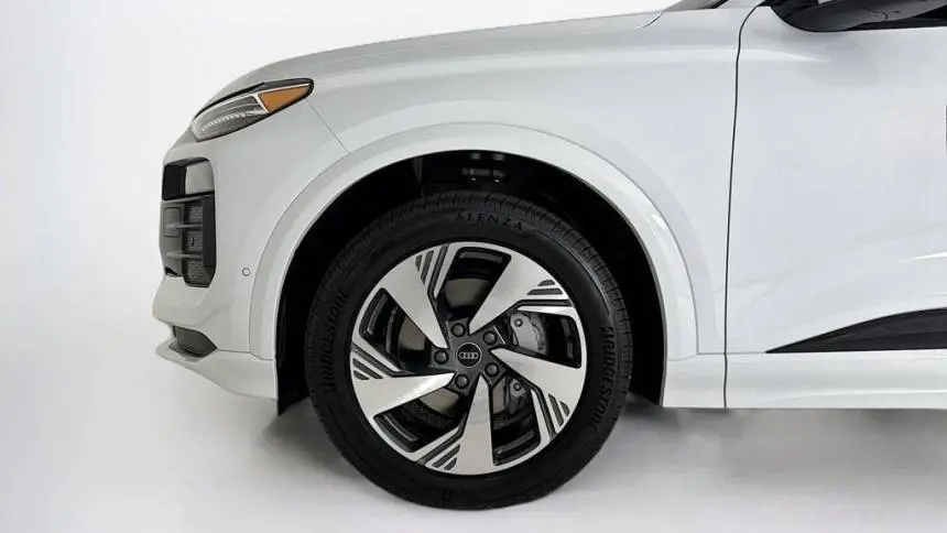 2025 Audi Q6 e-tron WA124BGF4SA042634