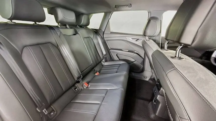 2025 Audi Q4 e-tron WA1A5BFZ8SP037499