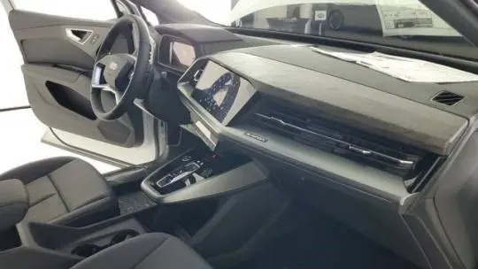 2025 Audi Q4 e-tron WA1A5BFZ1SP038431