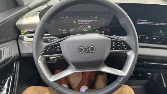 2025 Audi Q6 e-tron WA124BGF4SA005924