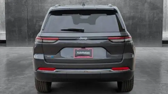 2025 Jeep Grand Cherokee 1C4RJYB65S8678414
