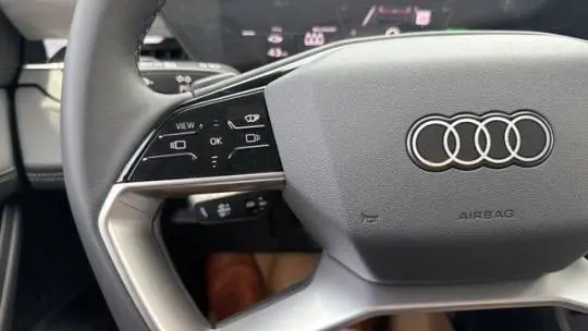 2025 Audi Q6 e-tron WA124BGF4SA005924