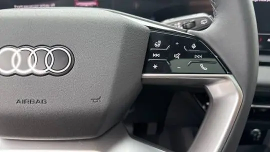 2025 Audi Q6 e-tron WA134BGF1SA041252