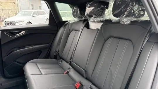 2025 Audi Q4 e-tron WA1A5BFZ5SP016710
