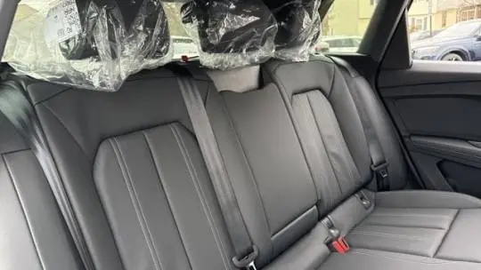 2025 Audi Q4 e-tron WA1A5BFZ5SP016710